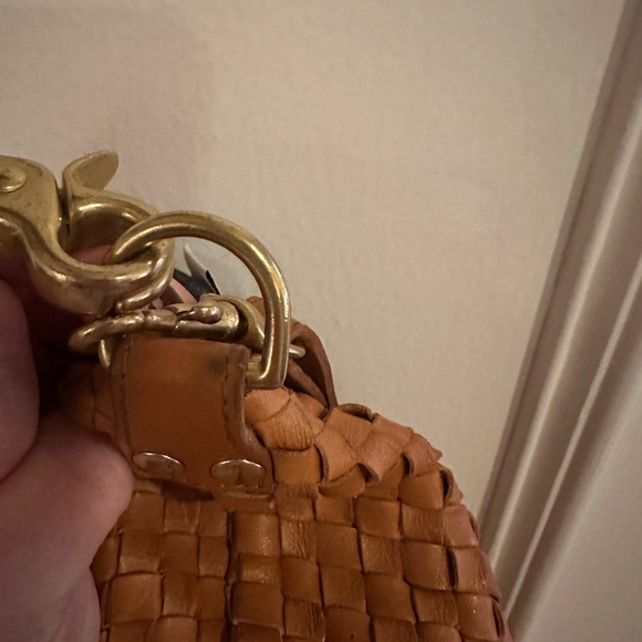 CLARE V - Moyen natural/ tan leather messenger bag - Picture 8 of 12